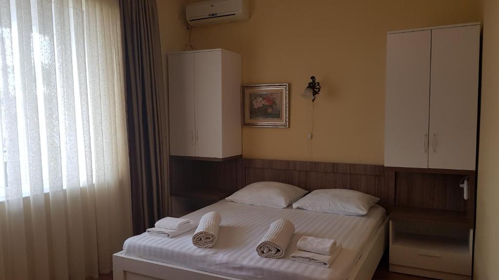 Hotel Captain room 4